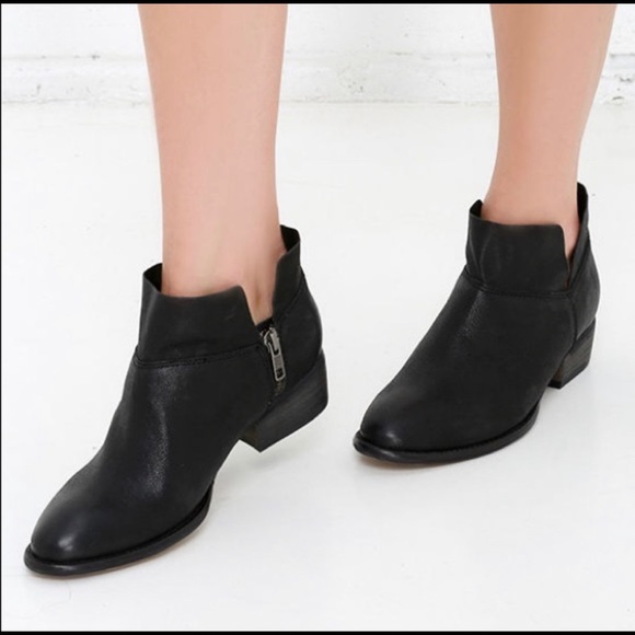 seychelles black booties